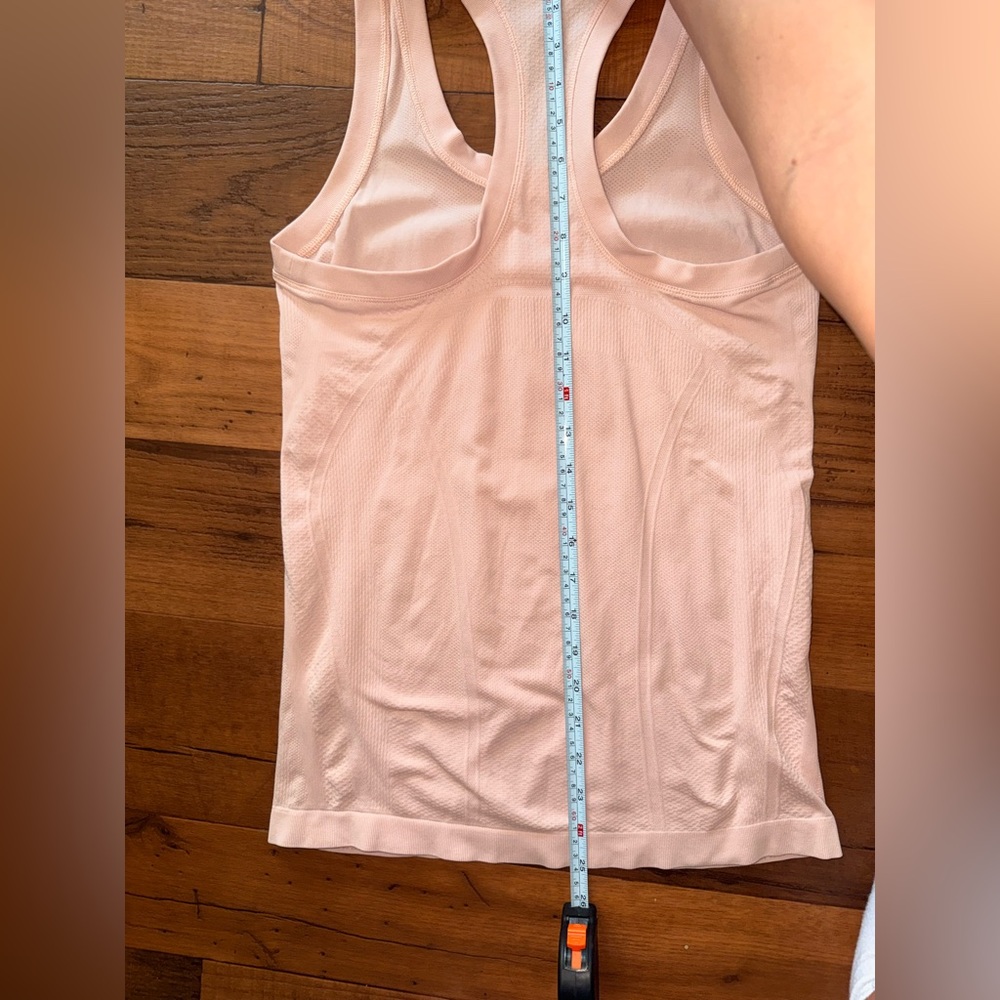 NWOT Athleta Seamless Tank Top Momentum Light Pink Breathable Anti-Chafe S - Picture 8 of 8